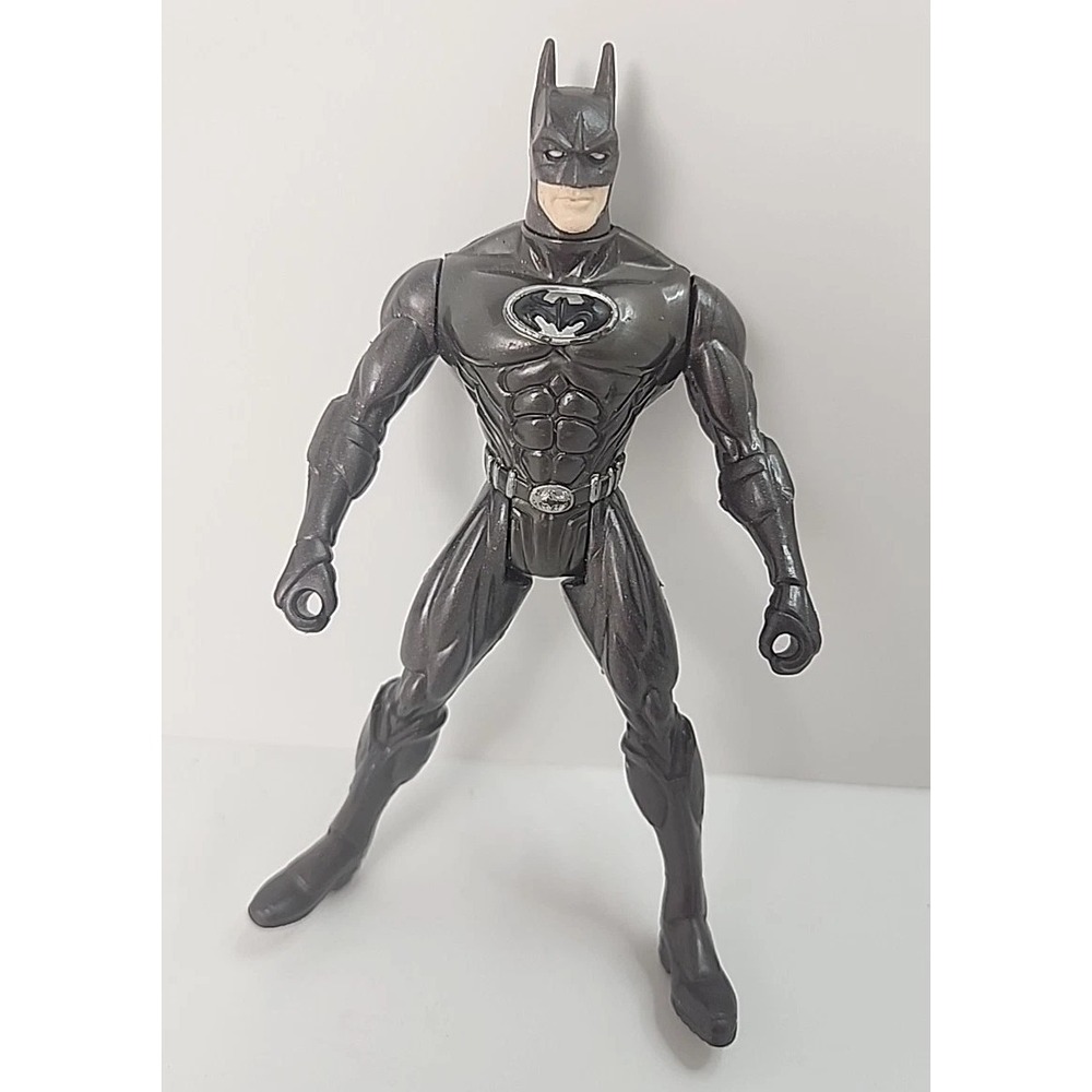 1997 DC‎ Comics Kenner 5" Batman Action Figure Gray Silver